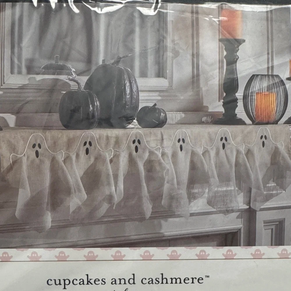 Cupcakes & Cashmere Halloween Ghost Mantel Scarf - Picture 2 of 6